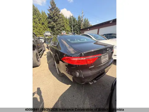 2018 Jaguar XF VIN SAJBK4FN8JCY59142 фото 3
