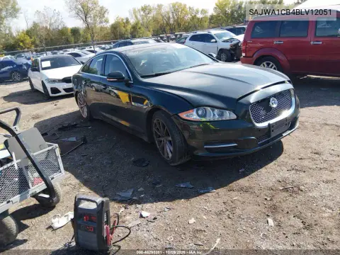 SAJWA1CB4BLV12051 — 2011 Jaguar XJ, Передняя часть, фото до ремонта