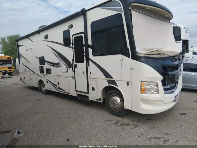 1F65F5DY0K0A17582 — 2020 Jayco Alante, Передняя часть (Front End), фото до ремонта