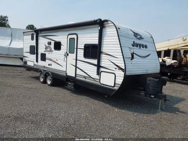 1UJBJ0BP7J17W0535 — 2018 Jayco JAY Flight, Передняя часть (Front End), фото до ремонта