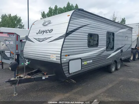 2021 Jayco Jay Flight VIN 1UJBJ0BMXM17N0124 фото 2