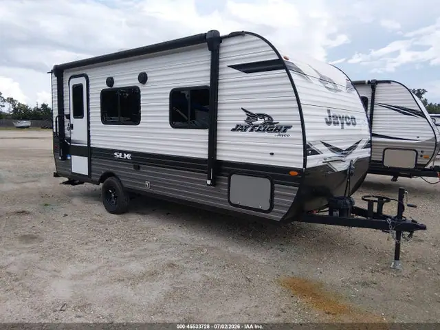 1UJBC0AJ0R1YA0288 — 2024 Jayco JAYFL184BH, Передняя часть (Front End), фото до ремонта