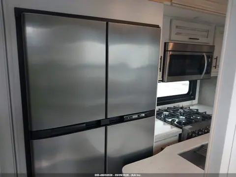 2021 Jayco Other VIN 1UJCJ0BV7M1LF0305 фото 12