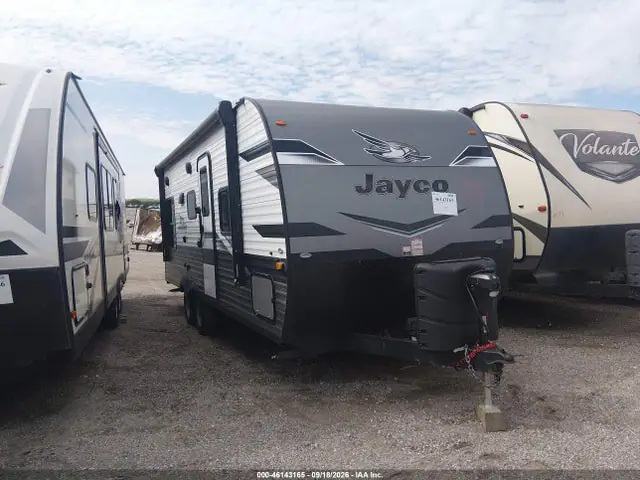 1UJBC0BL8P17Z0059 — 2023 Jayco Other, Повреждение штормом (Storm Damage), фото до ремонта