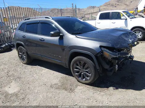1C4PJMMX5MD205970 — 2021 Jeep Cherokee 80TH Anniversary 4X4, Передняя часть (Front End), фото до ремонта