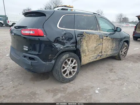 2017 Jeep Cherokee Latitude 4x4 VIN 1C4PJMCB9HW546367 фото 4
