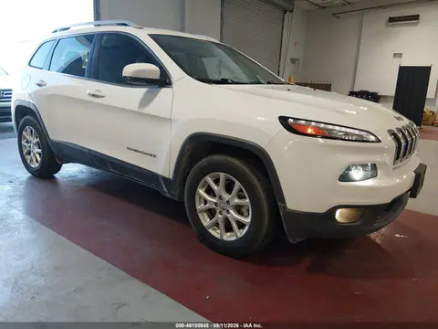 1C4PJMCB8JD559256 — 2018 Jeep Cherokee Latitude 4X4, Естественный износ (Normal Wear & Tear), фото до ремонта