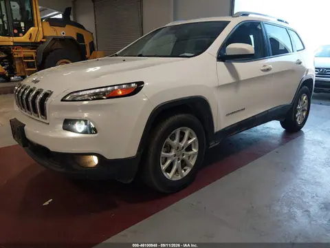 2018 Jeep Cherokee Latitude 4x4 VIN 1C4PJMCB8JD559256 фото 2