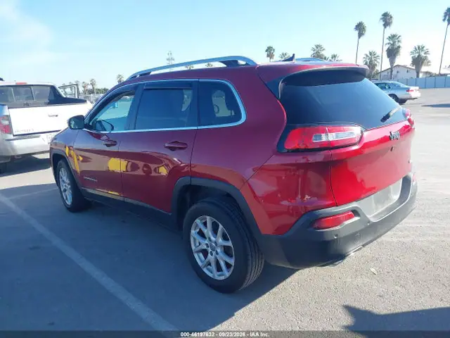 1C4PJLCS0HW603677 — 2017 Jeep Cherokee Latitude FWD, фото 3 с аукциона IAAI 13.10.2026, Естественный износ