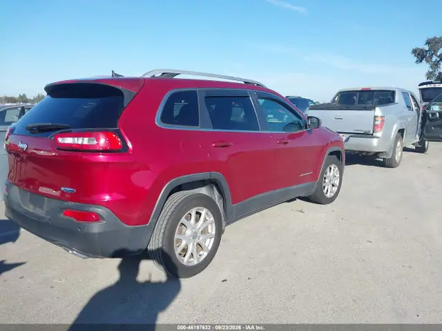 1C4PJLCS0HW603677 — 2017 Jeep Cherokee Latitude FWD, фото 4 с аукциона IAAI 13.10.2026, Естественный износ