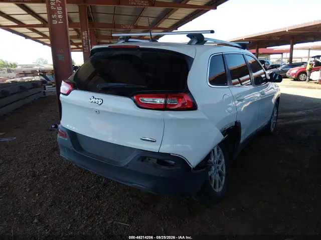 1C4PJLCB9HW667474 — 2017 Jeep Cherokee Latitude FWD, фото 4 с аукциона IAAI 13.10.2026, Задняя часть справа