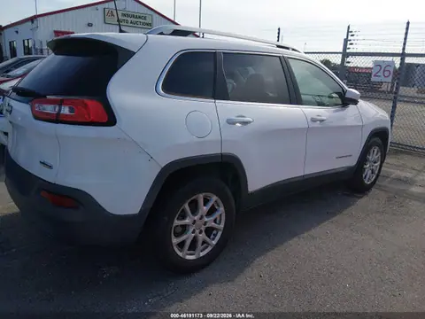 2018 Jeep Cherokee Latitude Fwd VIN 1C4PJLCBXJD566803 фото 4