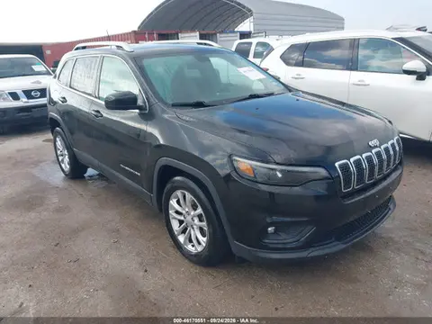 1C4PJLCB8KD357299 — 2019 Jeep Cherokee Latitude FWD, Естественный износ (Normal Wear & Tear), фото до ремонта