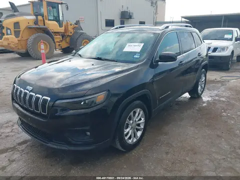 2019 Jeep Cherokee Latitude Fwd VIN 1C4PJLCB8KD357299 фото 2