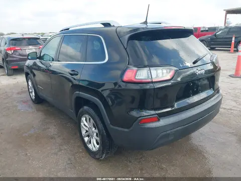 2019 Jeep Cherokee Latitude Fwd VIN 1C4PJLCB8KD357299 фото 3