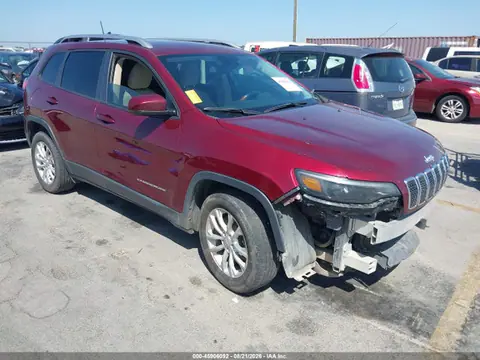 1C4PJLCB9MD155140 — 2021 Jeep Cherokee Latitude FWD, Передняя часть (Front End), фото до ремонта