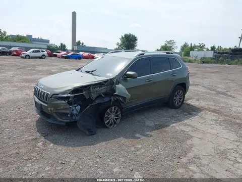 2021 Jeep Cherokee Latitude Plus 4x4 VIN 1C4PJMLB3MD160520 фото 2