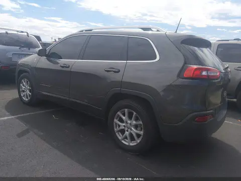 2018 Jeep Cherokee Latitude Plus Fwd VIN 1C4PJLLB7JD561817 фото 3