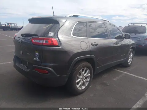 2018 Jeep Cherokee Latitude Plus Fwd VIN 1C4PJLLB7JD561817 фото 4