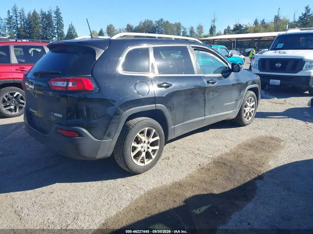 1C4PJLLB5JD606124 — 2018 Jeep Cherokee Latitude PLUS, фото 4 с аукциона IAAI 14.10.2026, Естественный износ