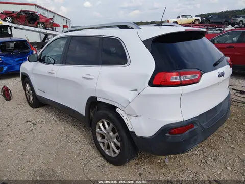 2016 Jeep Cherokee Latitude VIN 1C4PJLCB7GW336360 фото 3