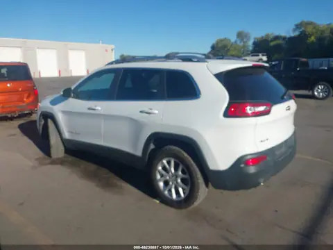 2016 Jeep Cherokee Latitude VIN 1C4PJMCB3GW298793 фото 3