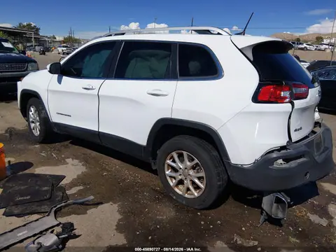 2017 Jeep Cherokee Latitude VIN 1C4PJMCS3HD220303 фото 3