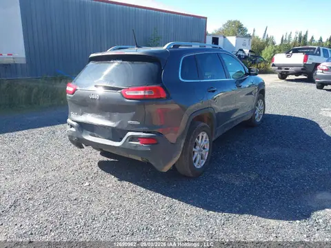 2016 Jeep Cherokee North VIN 1C4PJMCB2GW100950 фото 4