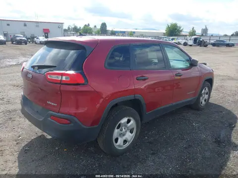 2014 Jeep Cherokee Sport VIN 1C4PJMAB7EW295718 фото 4