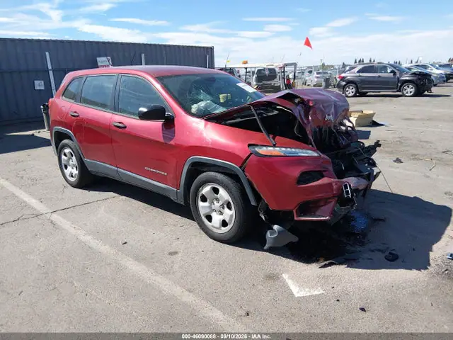 1C4PJLAB3EW318616 — 2014 Jeep Cherokee Sport, Передняя часть (Front End), фото до ремонта