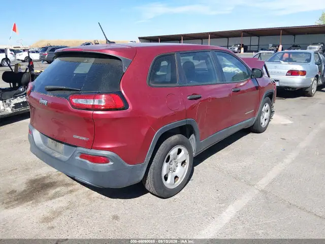 1C4PJLAB3EW318616 — 2014 Jeep Cherokee Sport, фото 4 с аукциона IAAI 30.09.2026, Передняя часть