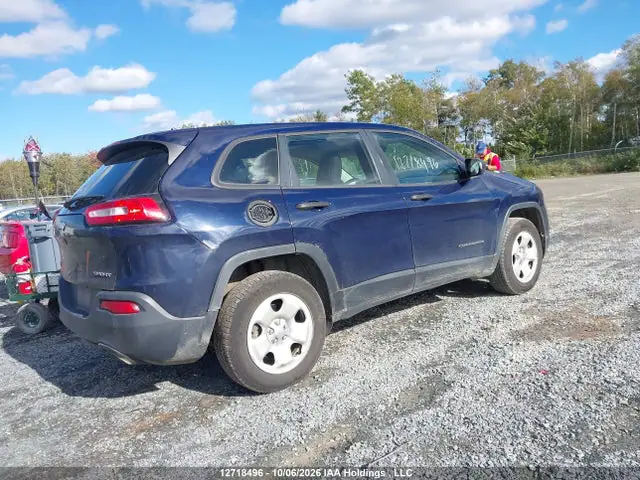 1C4PJMAS6GW244889 — 2016 Jeep Cherokee Sport, фото 4 с аукциона IAAI 13.10.2026, Передняя часть