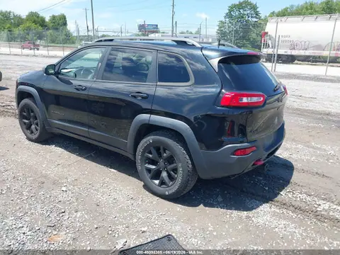 2017 Jeep Cherokee Trailhawk 4x4 VIN 1C4PJMBS9HW620713 фото 3