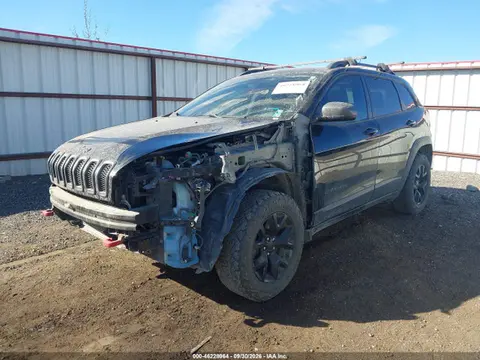 2017 Jeep Cherokee Trailhawk 4x4 VIN 1C4PJMBS5HW664756 фото 2