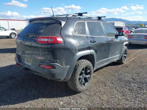 2017 Jeep Cherokee Trailhawk 4x4 VIN 1C4PJMBS5HW664756 фото 4