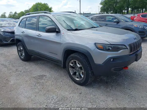 1C4PJMBX8KD298693 — 2019 Jeep Cherokee Trailhawk 4X4, Град (Hail), фото до ремонта