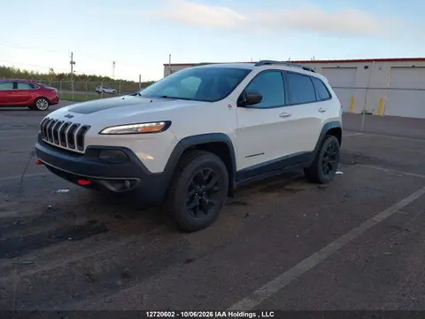 2016 Jeep Cherokee Trailhawk VIN 1C4PJMBS2GW199903 фото 2