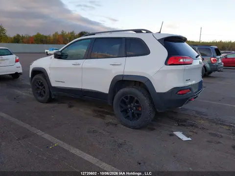2016 Jeep Cherokee Trailhawk VIN 1C4PJMBS2GW199903 фото 3