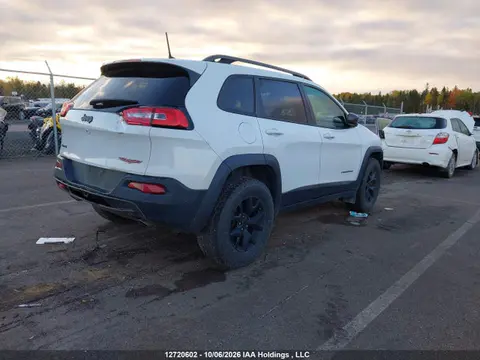 2016 Jeep Cherokee Trailhawk VIN 1C4PJMBS2GW199903 фото 4