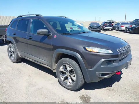1C4PJMBS8GW306761 — 2016 Jeep Cherokee Trailhawk, Задняя часть (Rear), фото до ремонта