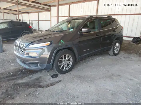 2015 Jeep Cherokee Latitude VIN 1C4PJLCB9FW683834 фото 3