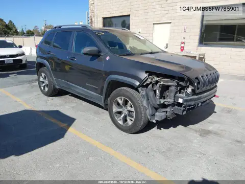 1C4PJMBS5FW785901 — 2015 Jeep Cherokee, Передняя часть, фото до ремонта