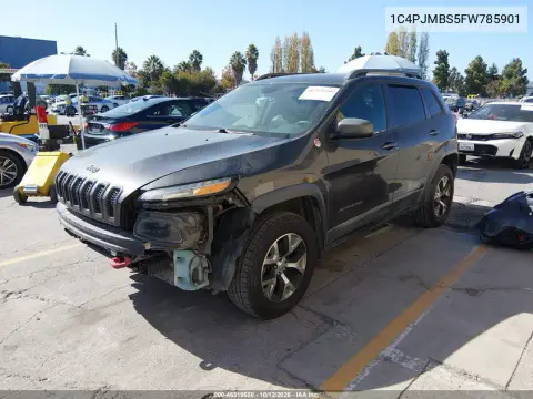1C4PJMBS5FW785901 — 2015 Jeep Cherokee, Передняя часть, фото до ремонта