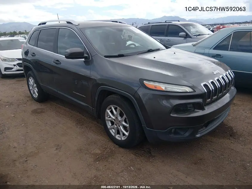 1C4PJLCS7HW592063 Jeep Cherokee 2017 — повреждение Передняя часть, фото до ремонта