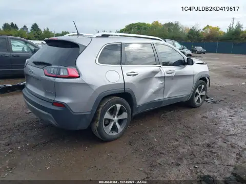 1C4PJLDB2KD419617 — 2019 Jeep Cherokee, фото 5 с аукциона IAAI, Передняя часть