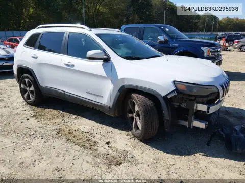 1C4PJLDB3KD295938 — 2019 Jeep Cherokee, Передняя часть, фото до ремонта