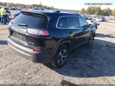 1C4PJMDX5KD138557 — 2019 Jeep Cherokee, фото 5 с аукциона IAAI, Передняя часть