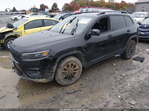 1C4PJMMB1PD114493 — 2023 Jeep Cherokee, фото 2 с аукциона IAAI, Передняя часть