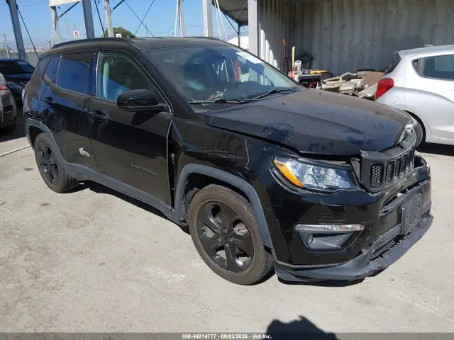 3C4NJCBB4KT706719 — 2019 Jeep Compass Altitude FWD, Передняя часть (Front End), фото до ремонта