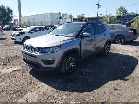 2018 Jeep Compass Latitude 4x4 VIN 3C4NJDBB9JT114883 фото 2